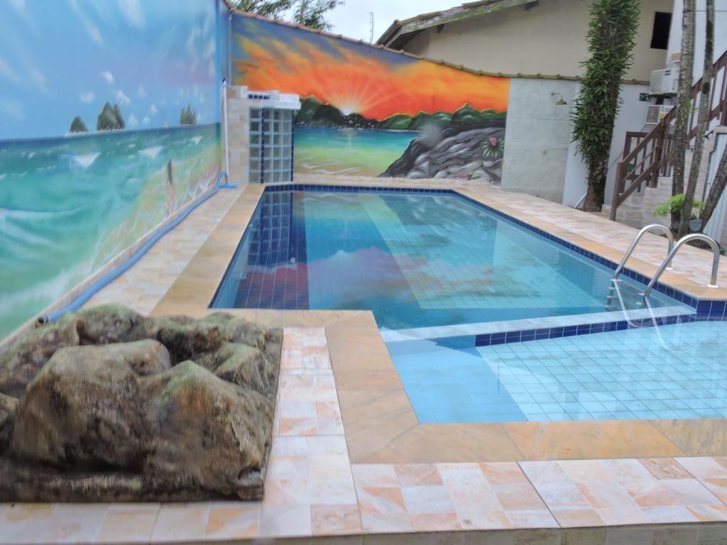 Pousada Sorocotuba - Piscina Aquecida グァルジャー エクステリア 写真